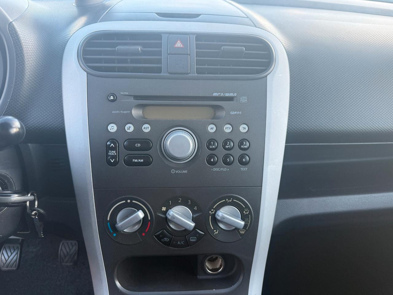 Suzuki Splash 1.0 GPL GLS Safety Pack