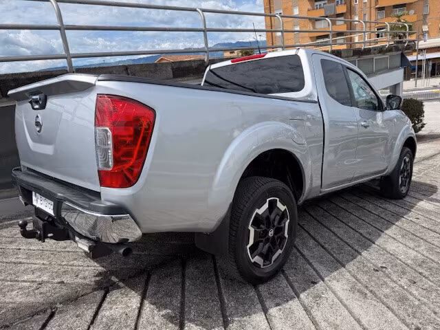 Nissan Navara 2.3 dCi 4WD King Cab Manuale
