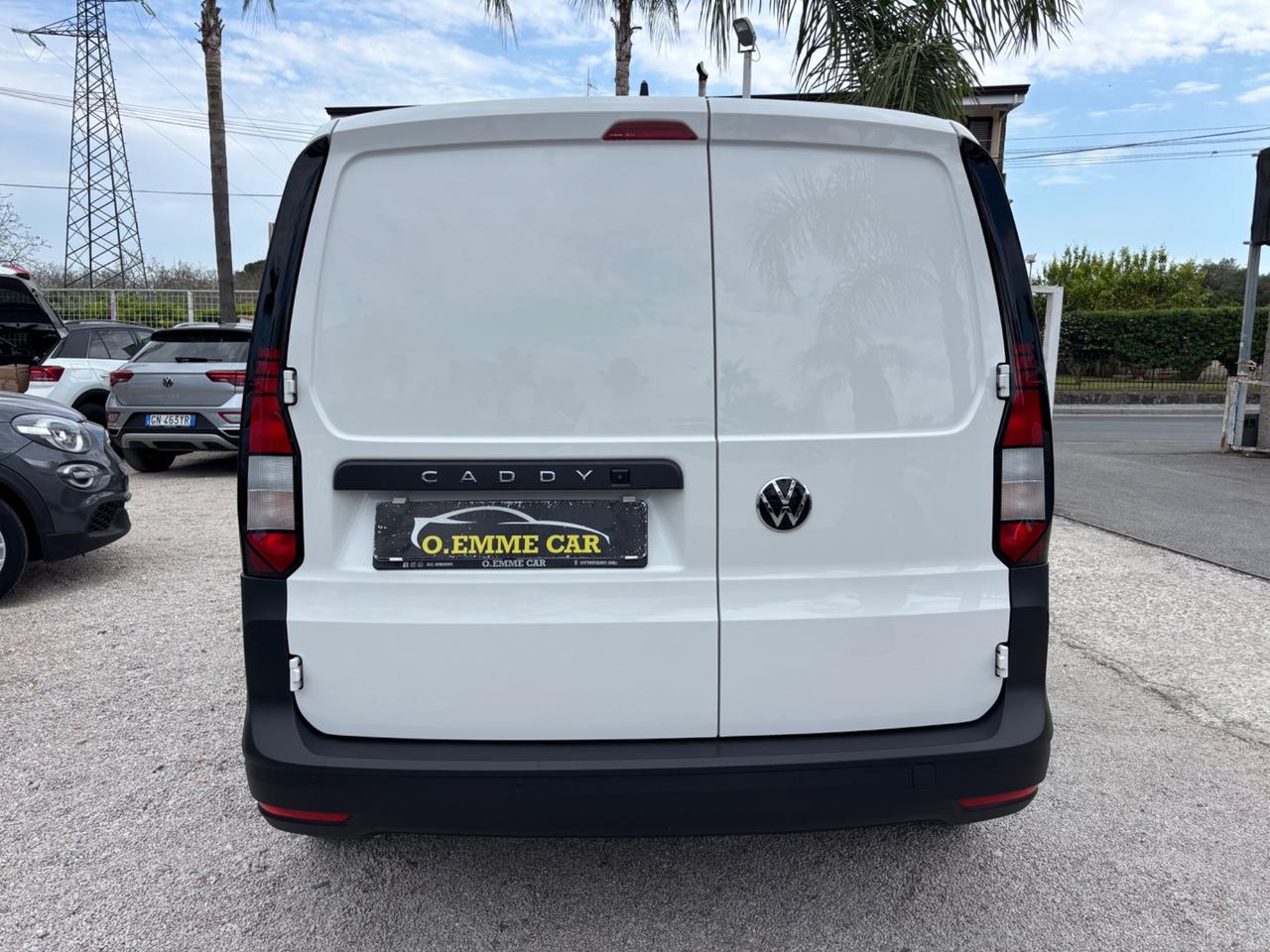 VW CADDY 2.0TDI 75CV 2025 2.000KM FULL OPTIONAL