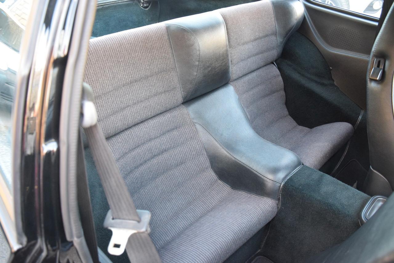 Porsche 944 MONOSPECCHIO ASI 2.5 5M 163CV EPOCA