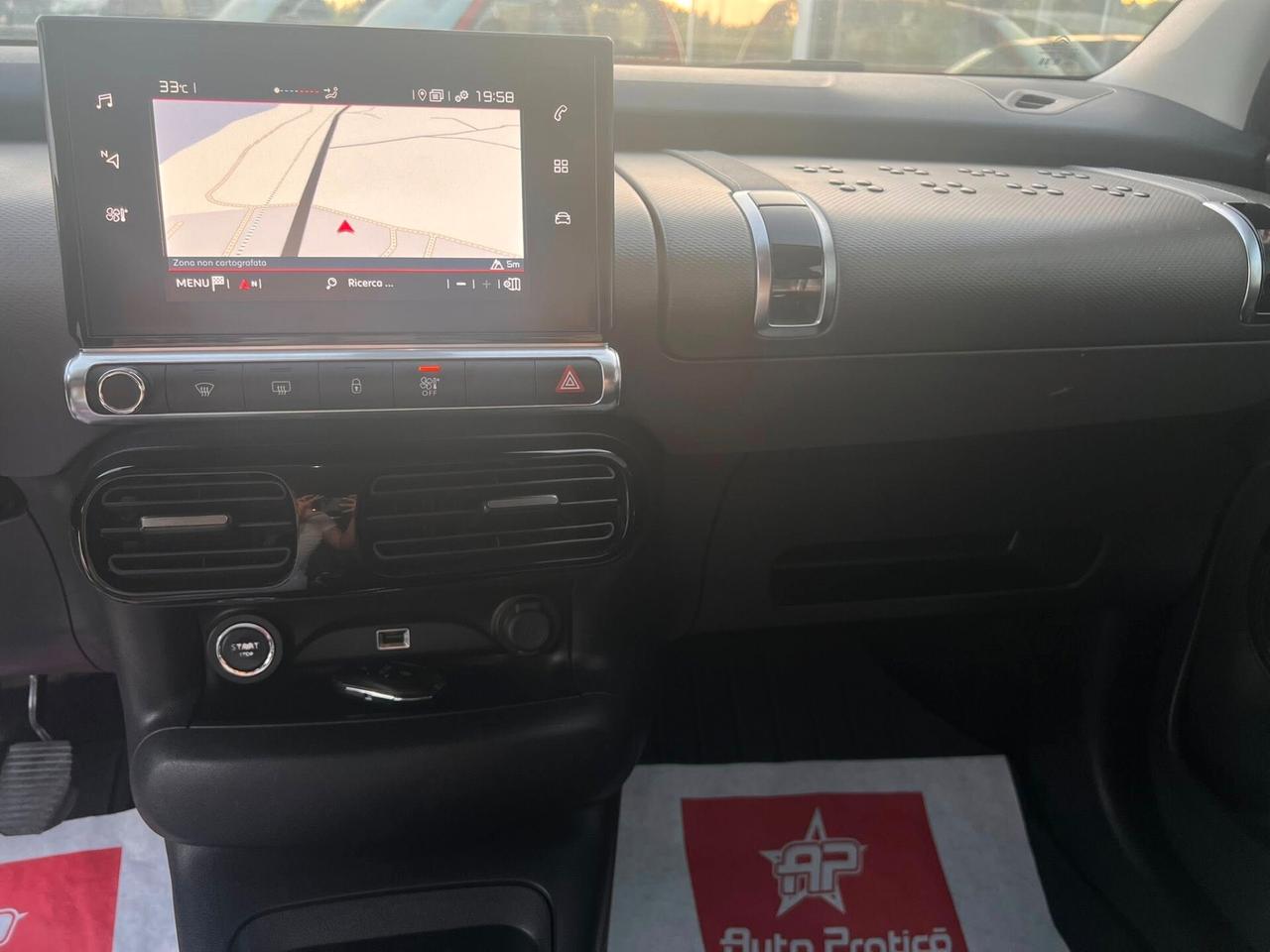 Citroen C4 Cactus BlueHDi 100 S&S Shine