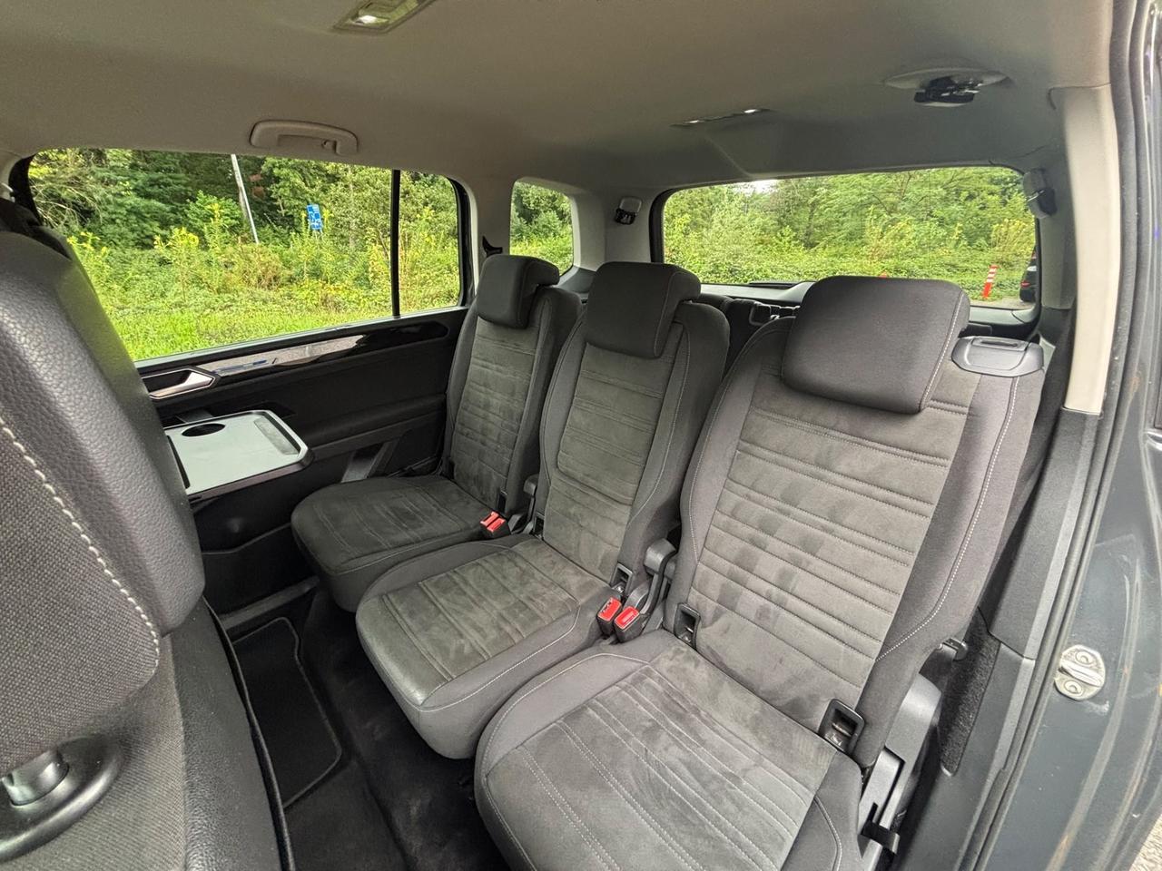 Volkswagen Touran 2.0 TDI 150 CV SCR DSG Executive BlueMotion Tech.