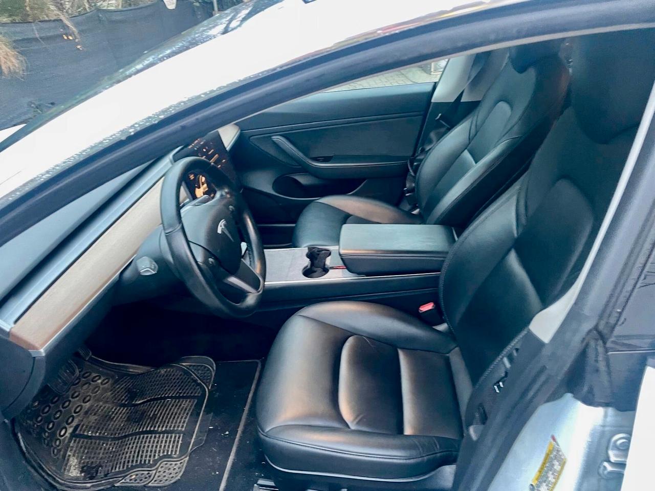 Tesla Model 3 Standard RWD Plus