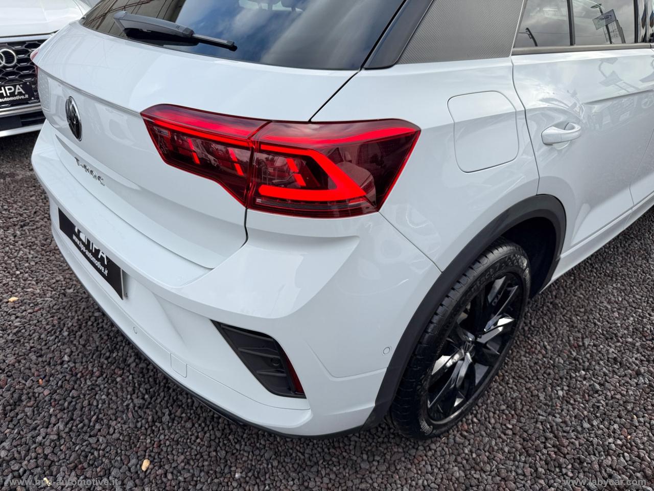 VOLKSWAGEN T-Roc 2.0TDI R-LINE NAVI LED PELLE MATRIX