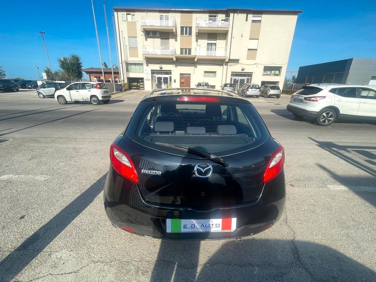 Mazda 2 Mazda2 1.3 16V 75CV 5p. Play GPL