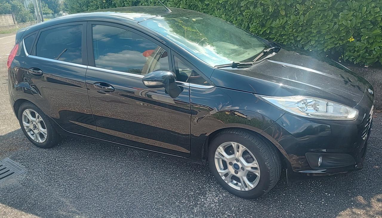 Ford Fiesta 1.5 TDCi 75CV 5 porte