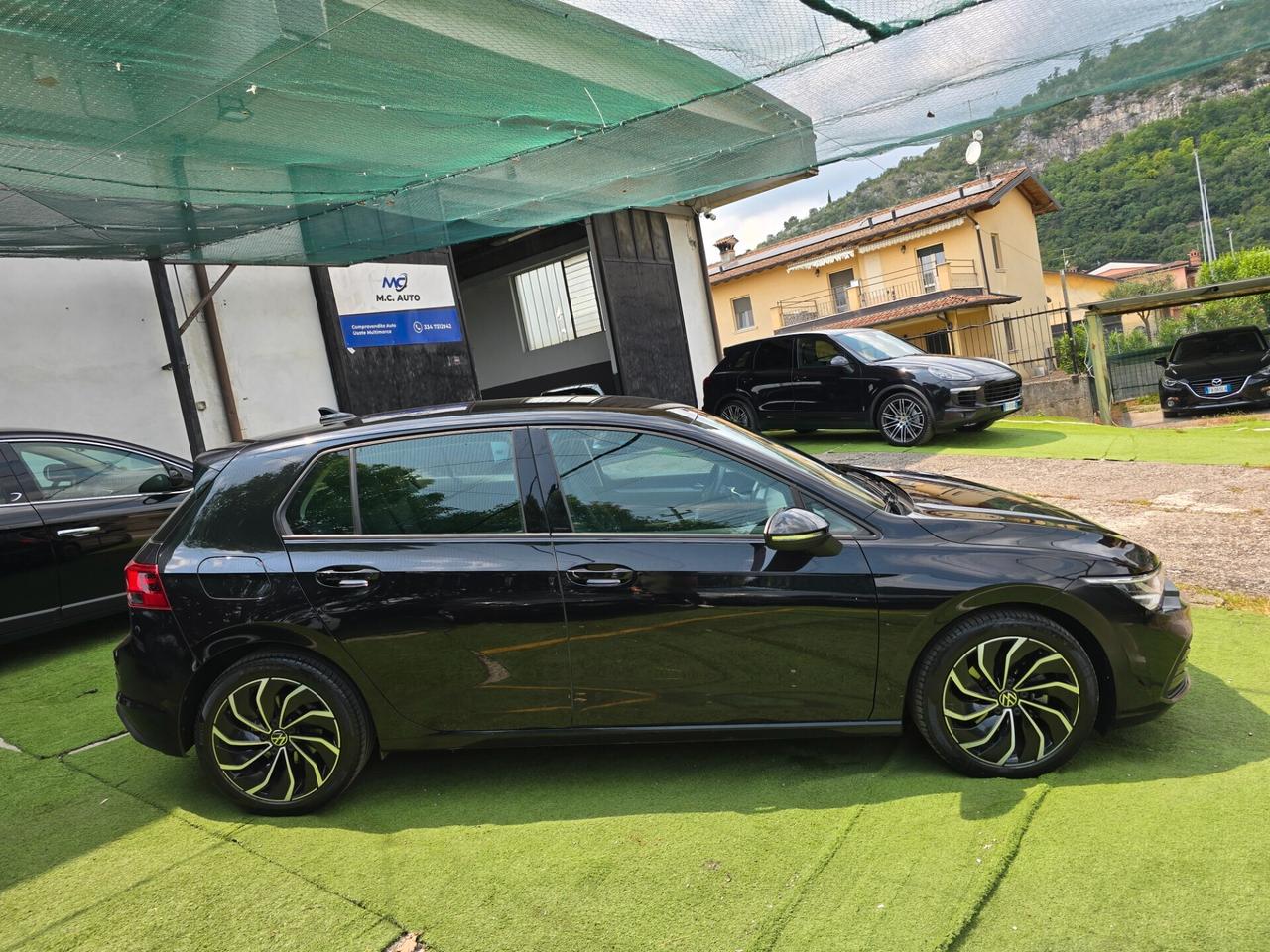 Volkswagen Golf 1.5BZ/METANO 131CV DSG -2021