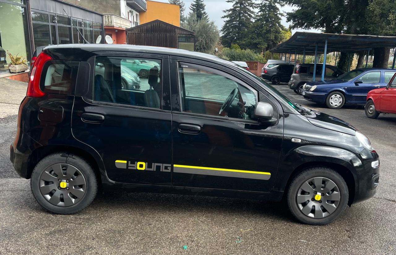 Fiat Panda 1.2 Young -solo km 21000-