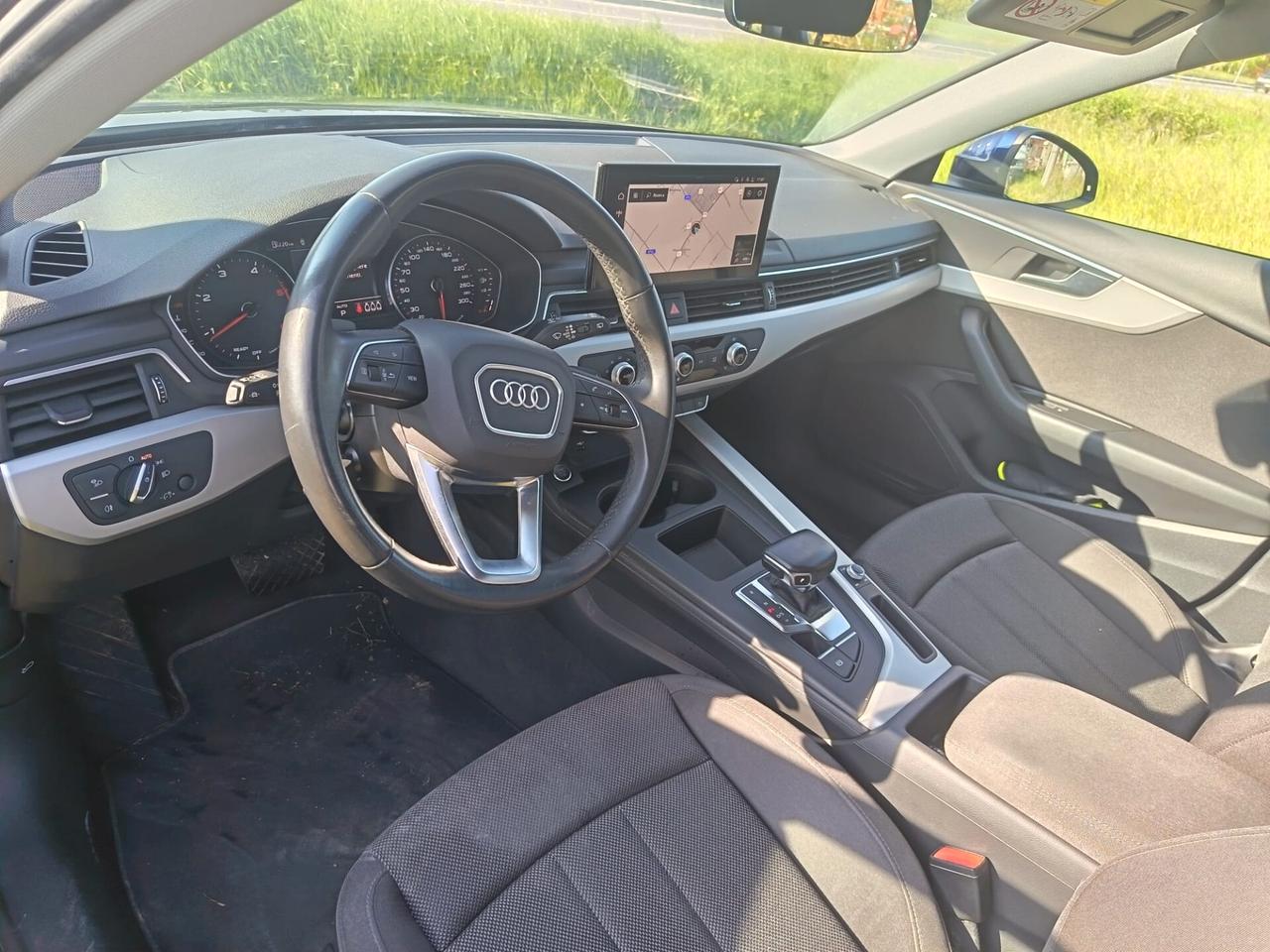 Audi A4 Avant 35 TDI/163 CV S tronic line edition