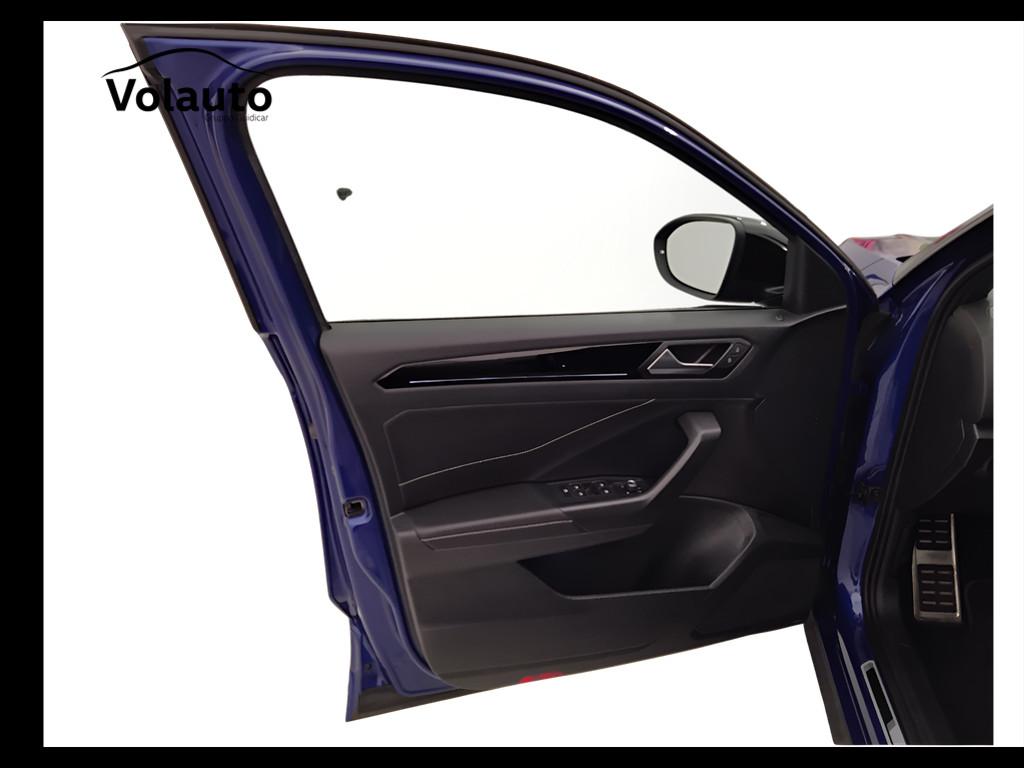 VOLKSWAGEN T-Roc 2022 - T-Roc 1.5 tsi R-Line