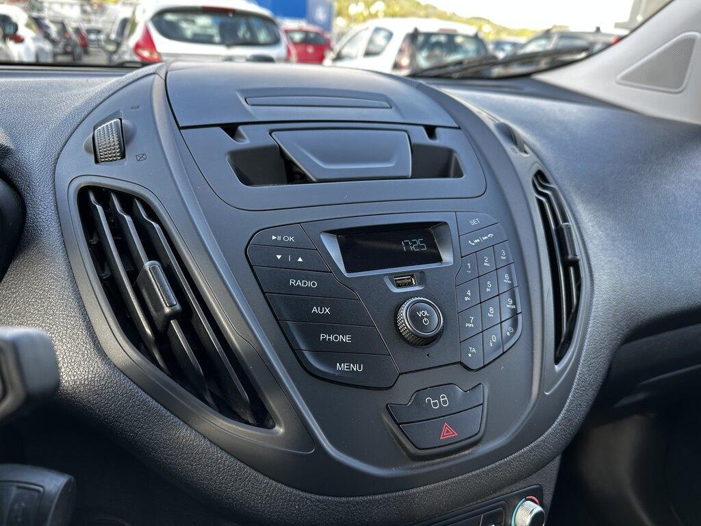 Ford Tourneo Courier 1.5 tdci 75cv plus E6