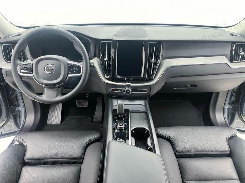 Volvo XC60 XC60 B4 (d) 197CV AWD AUT PLUS DARK
