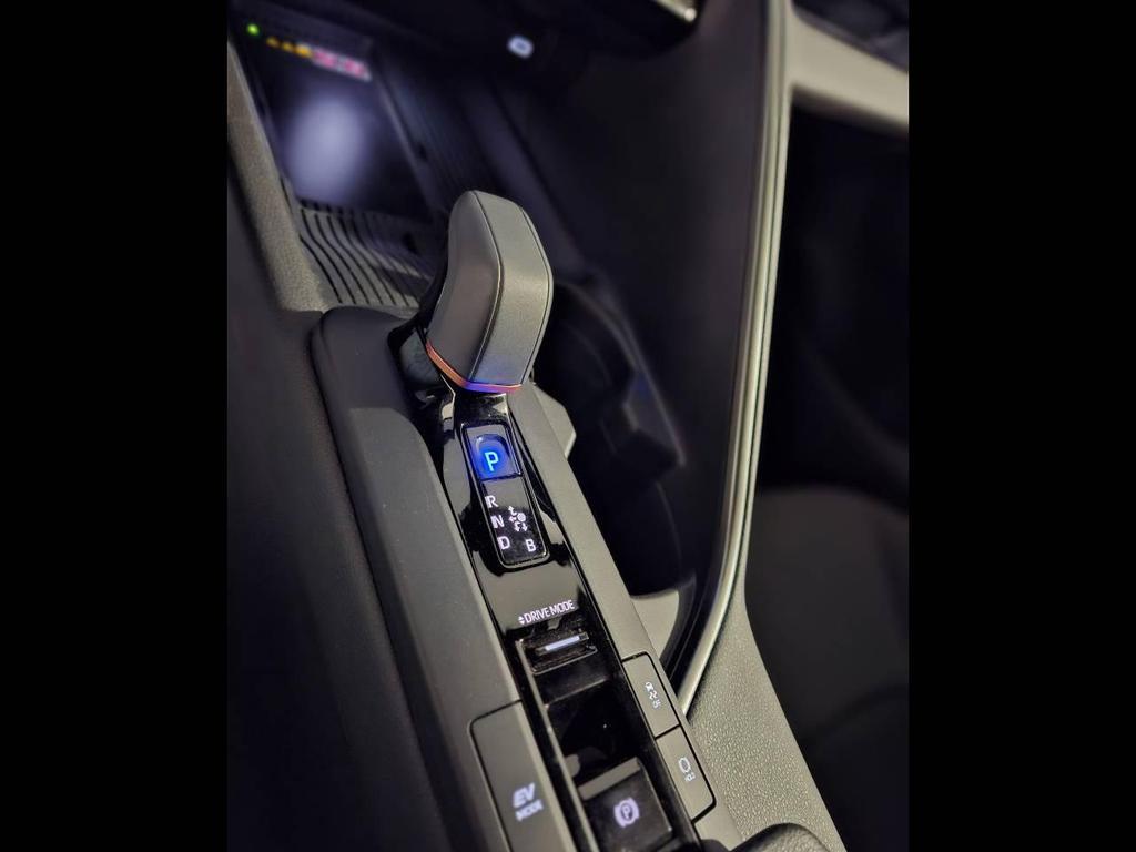 Toyota C-HR 1.8 HV Trend FWD E-CVT