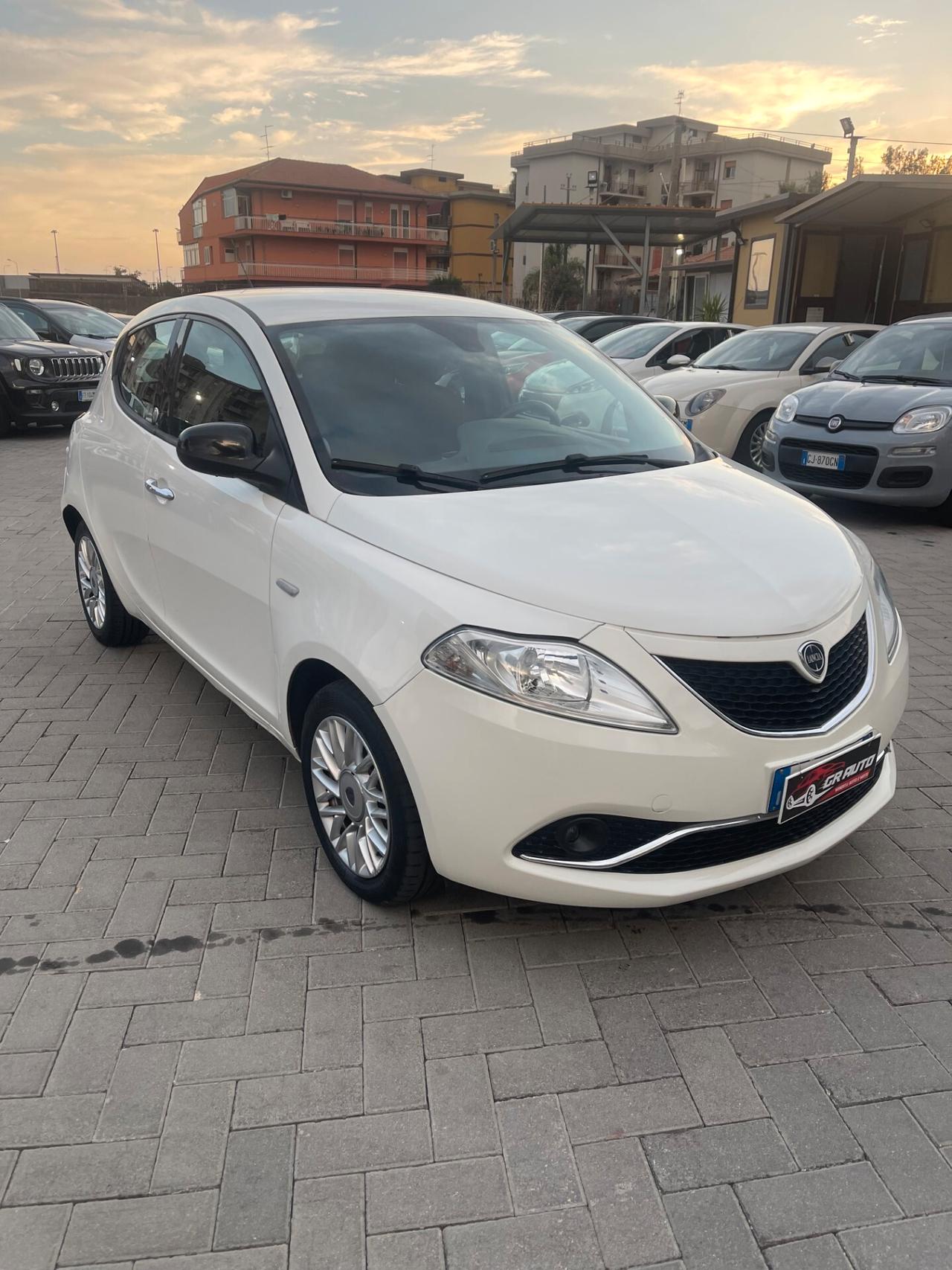 Lancia Ypsilon 1.2 69 CV 5 porte GPL Ecochic