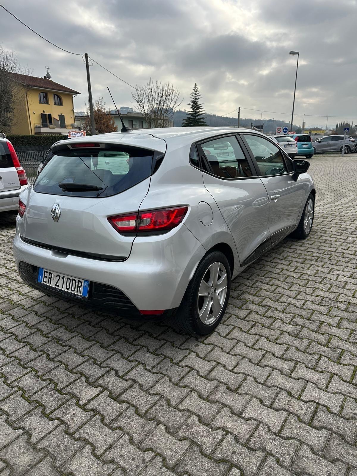 Renault Clio 1.2 75CV GPL 5 porte Live