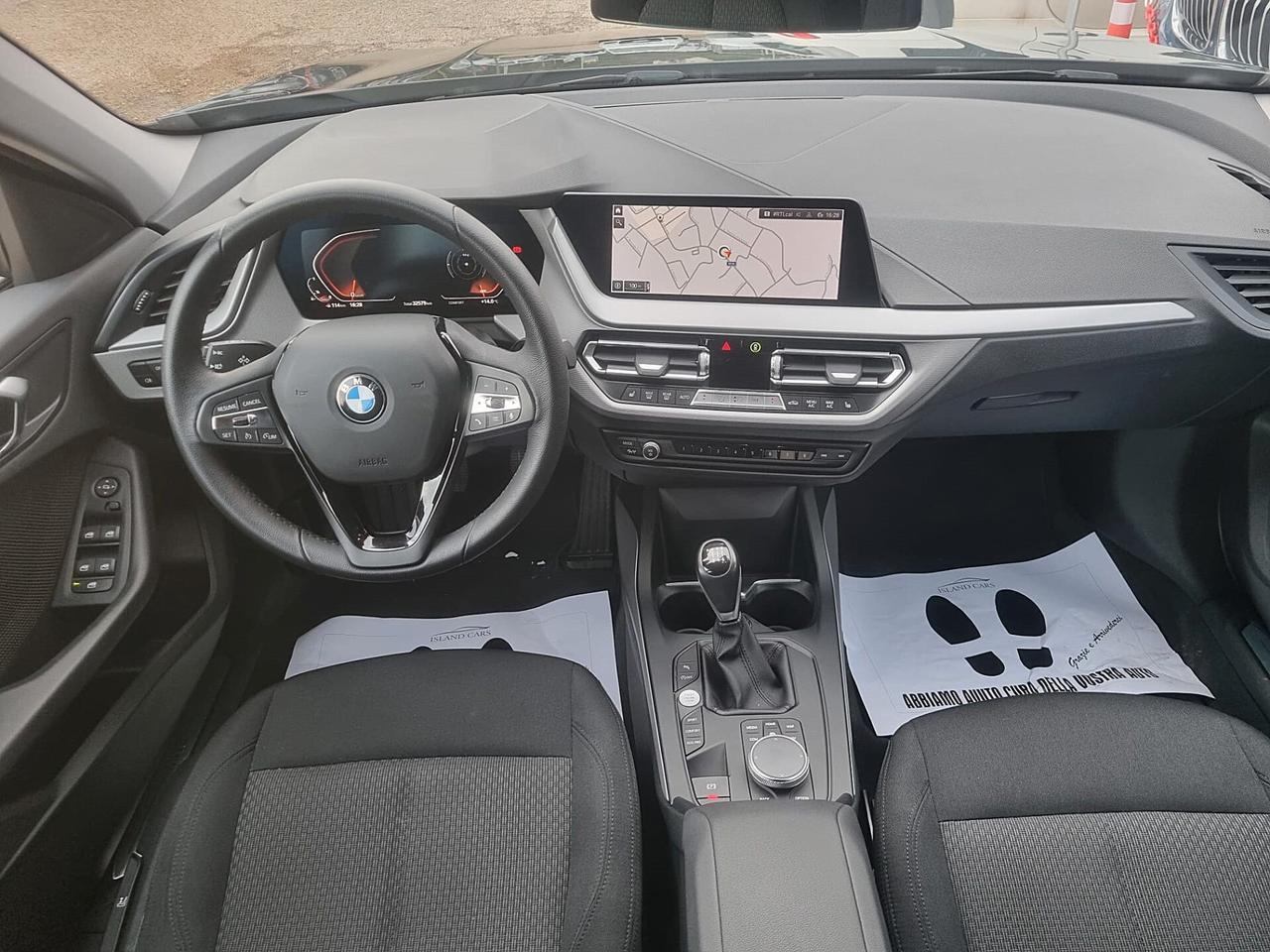 Bmw 118i Advantage 136cv