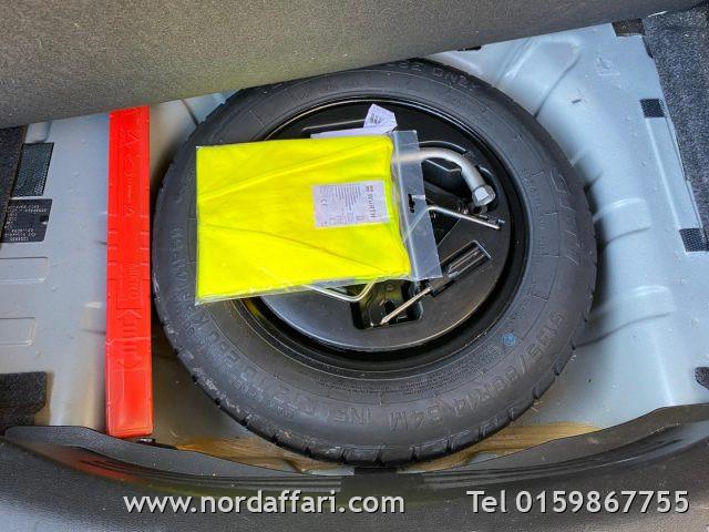LANCIA Ypsilon 1.0 FireFly 5 porte S&S Hybrid Silver NEOPATENTATO