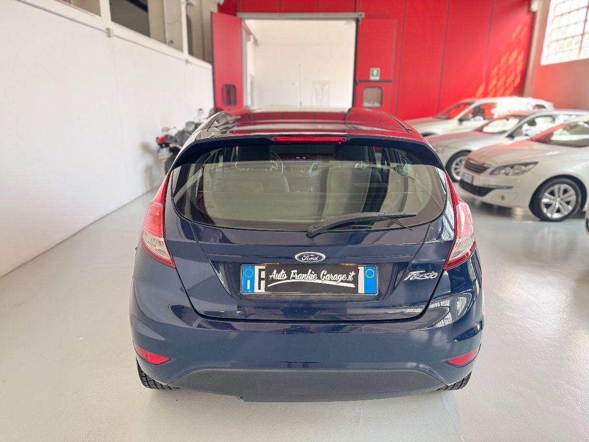 FORD - Fiesta - 1.4 5p. Bz.-GPL Black & White Ed.