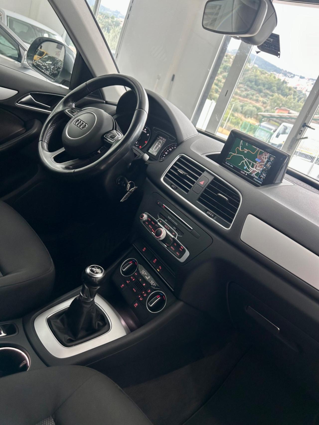 Audi Q3 2.0 TDI 150 CV Sport FINANZIABILE