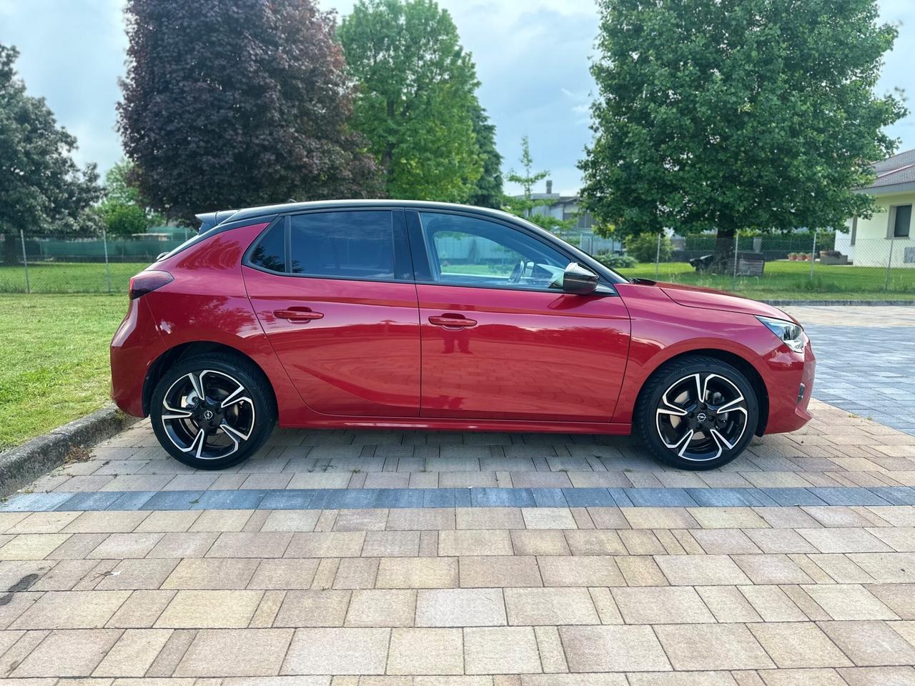 Opel Corsa 1.5 D 100 CV GS Line NEOPATENTATI