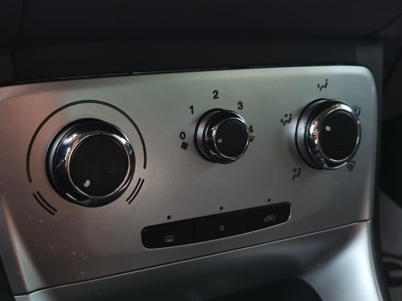 Lancia Delta 1.6 MJT DPF Gold