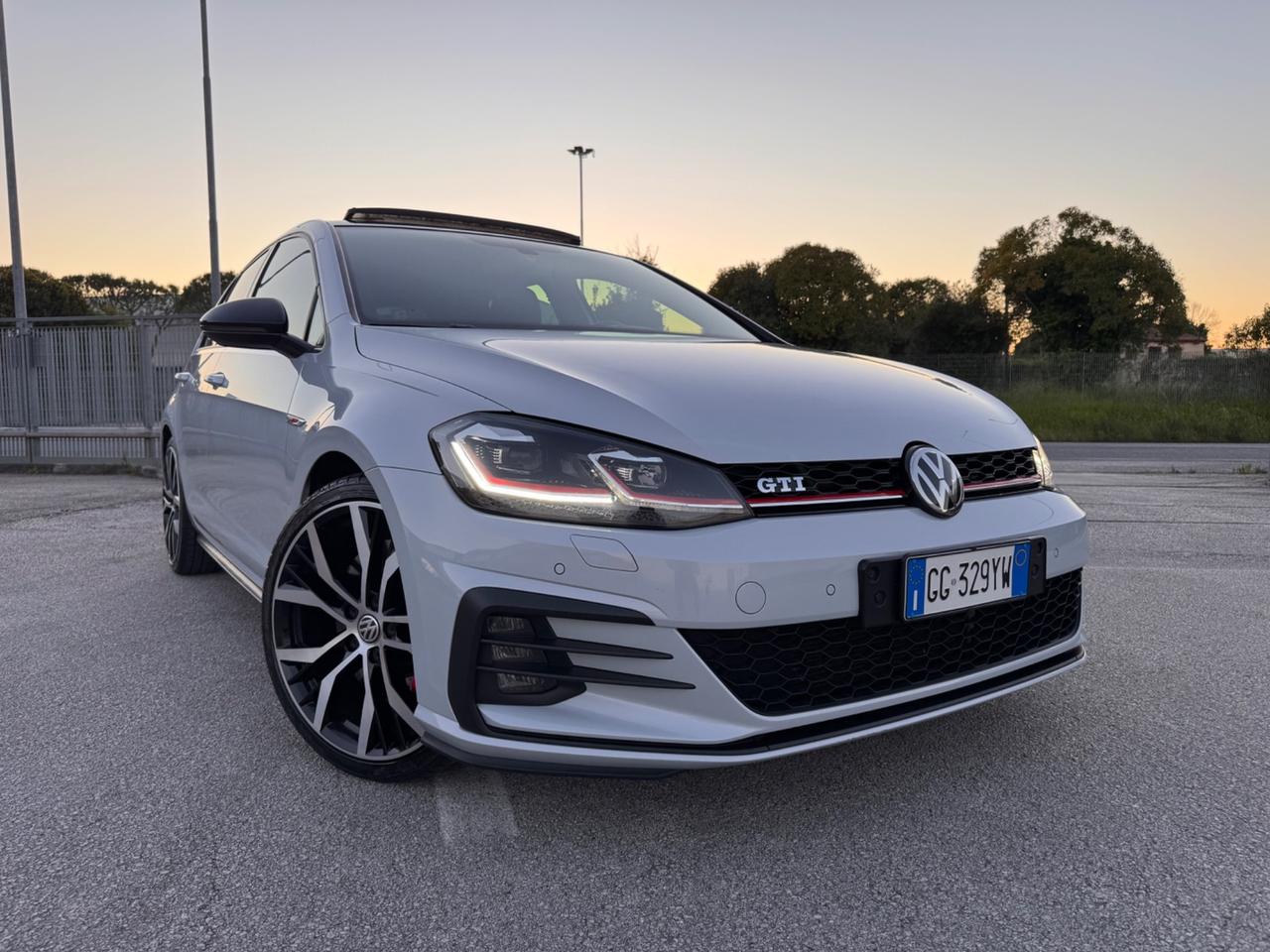 Volkswagen Golf GTI Performance 2.0 230 CV TSI 5p. BMT