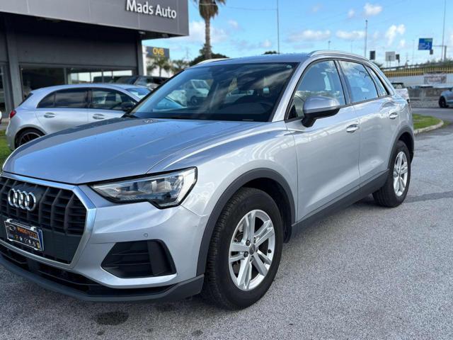 AUDI Q3 35 TDI S tronic Business