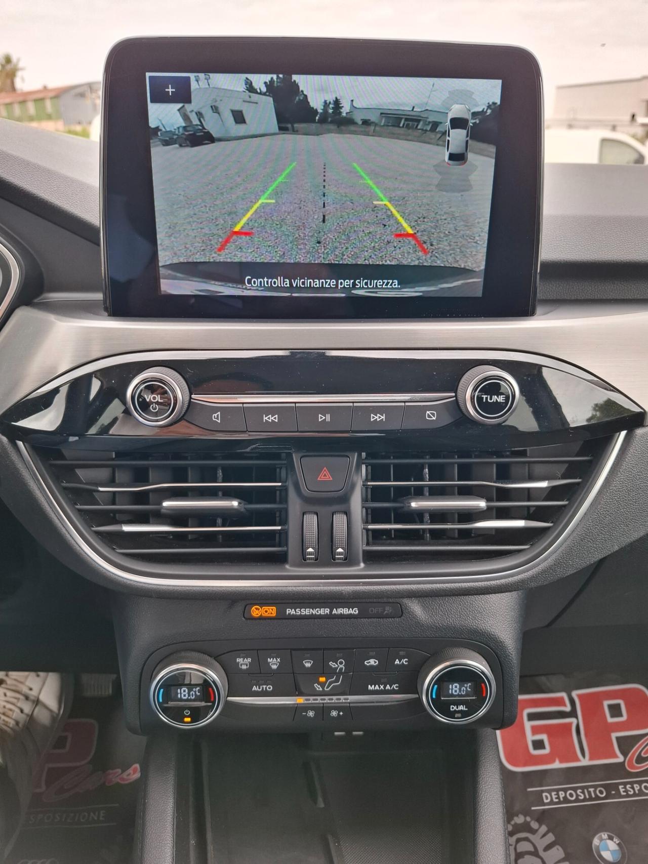 Ford Kuga 1.5 -120 CV-TITANIUM *LED-NAVY-VIRTUAL*