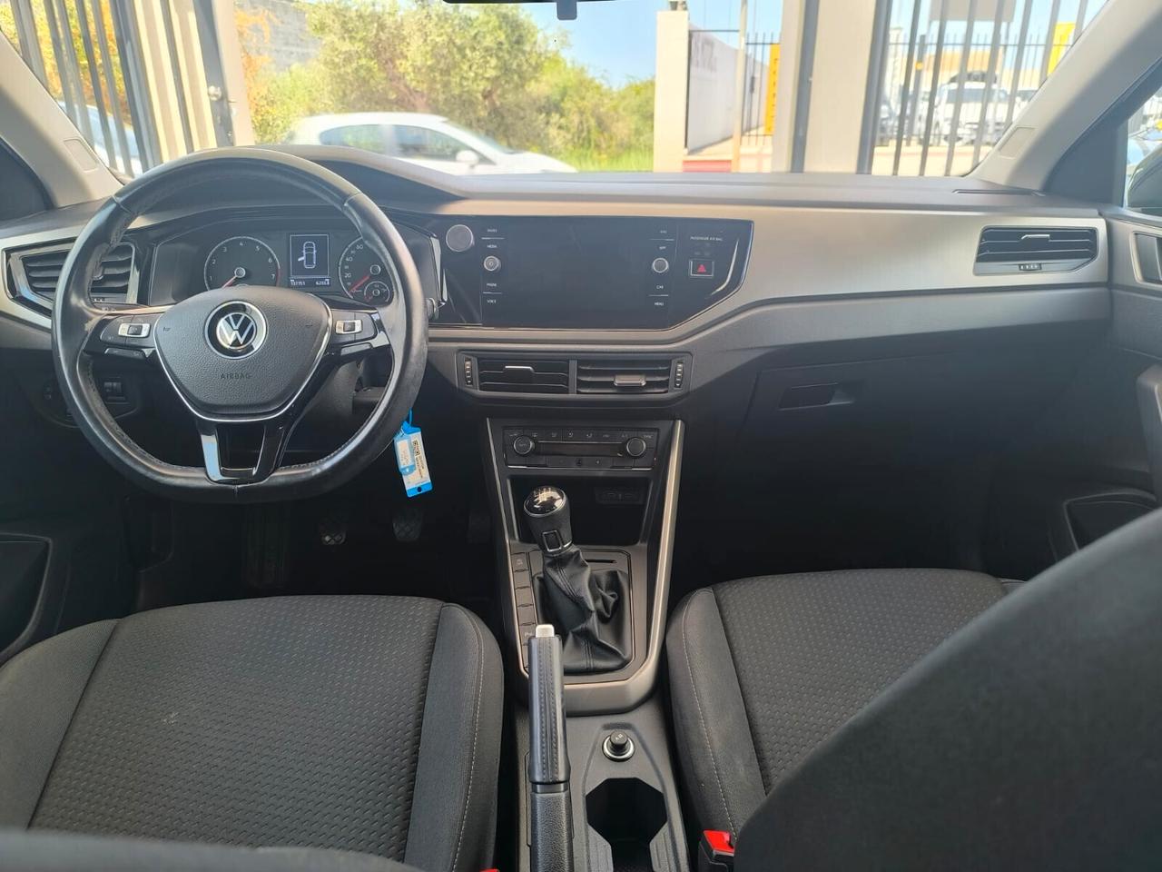Volkswagen Polo 1.0 CC 95 CV Business Comfort 2021