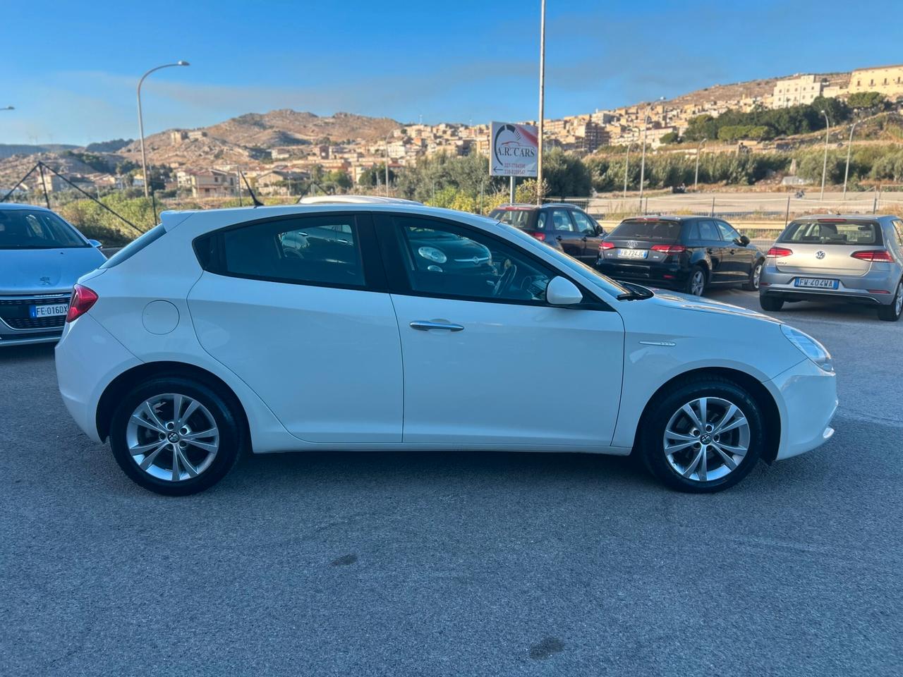 Alfa Romeo Giulietta 1.6 JTDm-2 105 CV Distinctive