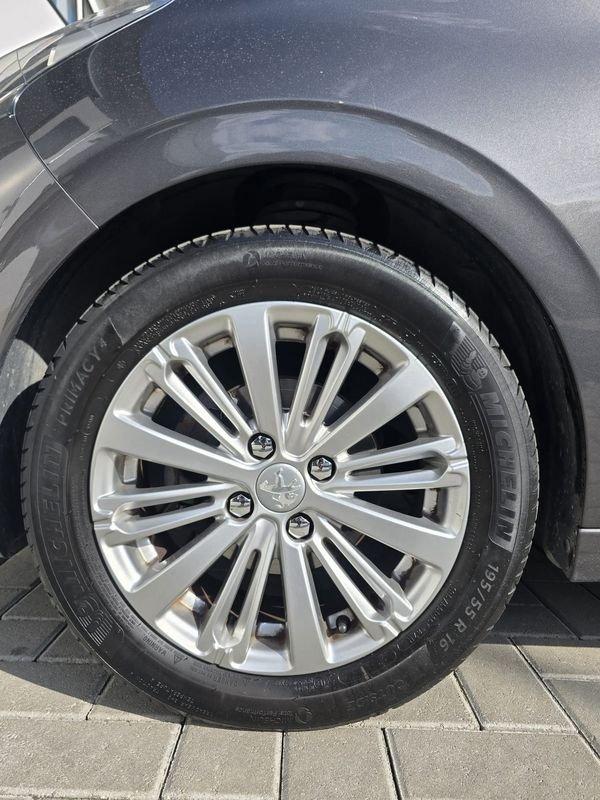 Peugeot 208 Active 82cv S/S Neopat.