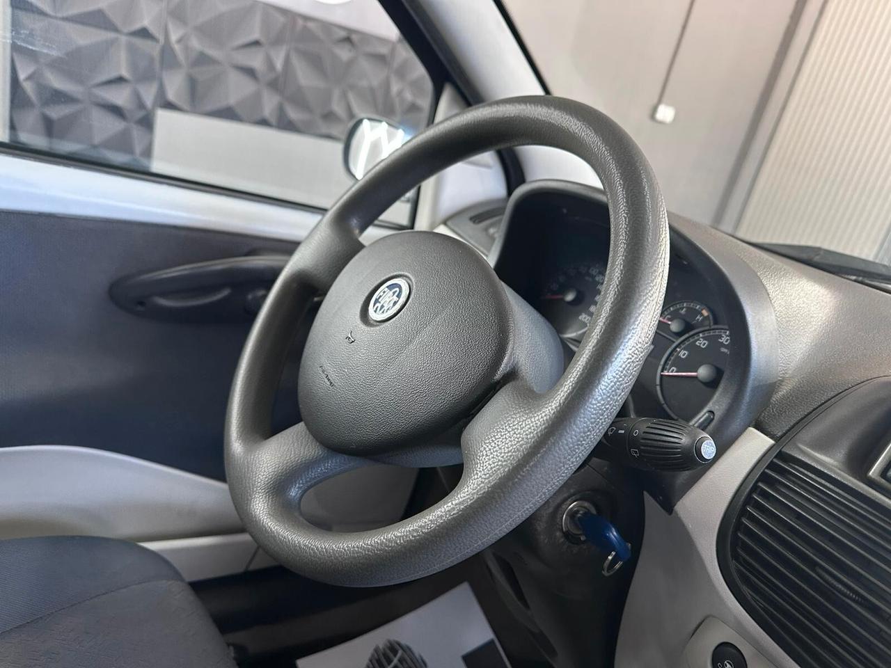 Fiat Punto 1.2 16V 5 porte Emotion