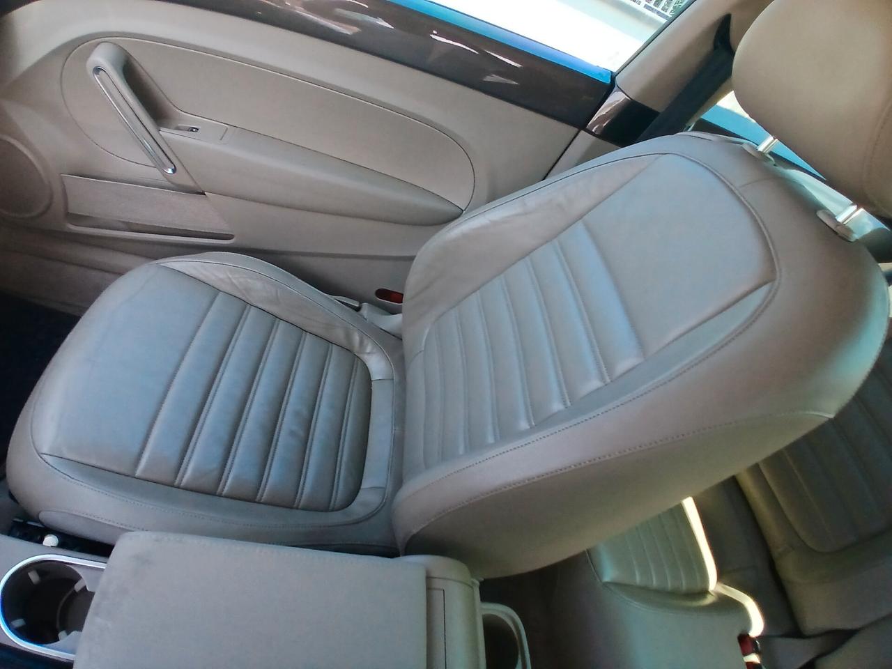 Volkswagen Maggiolino 1.6 TDI Design
