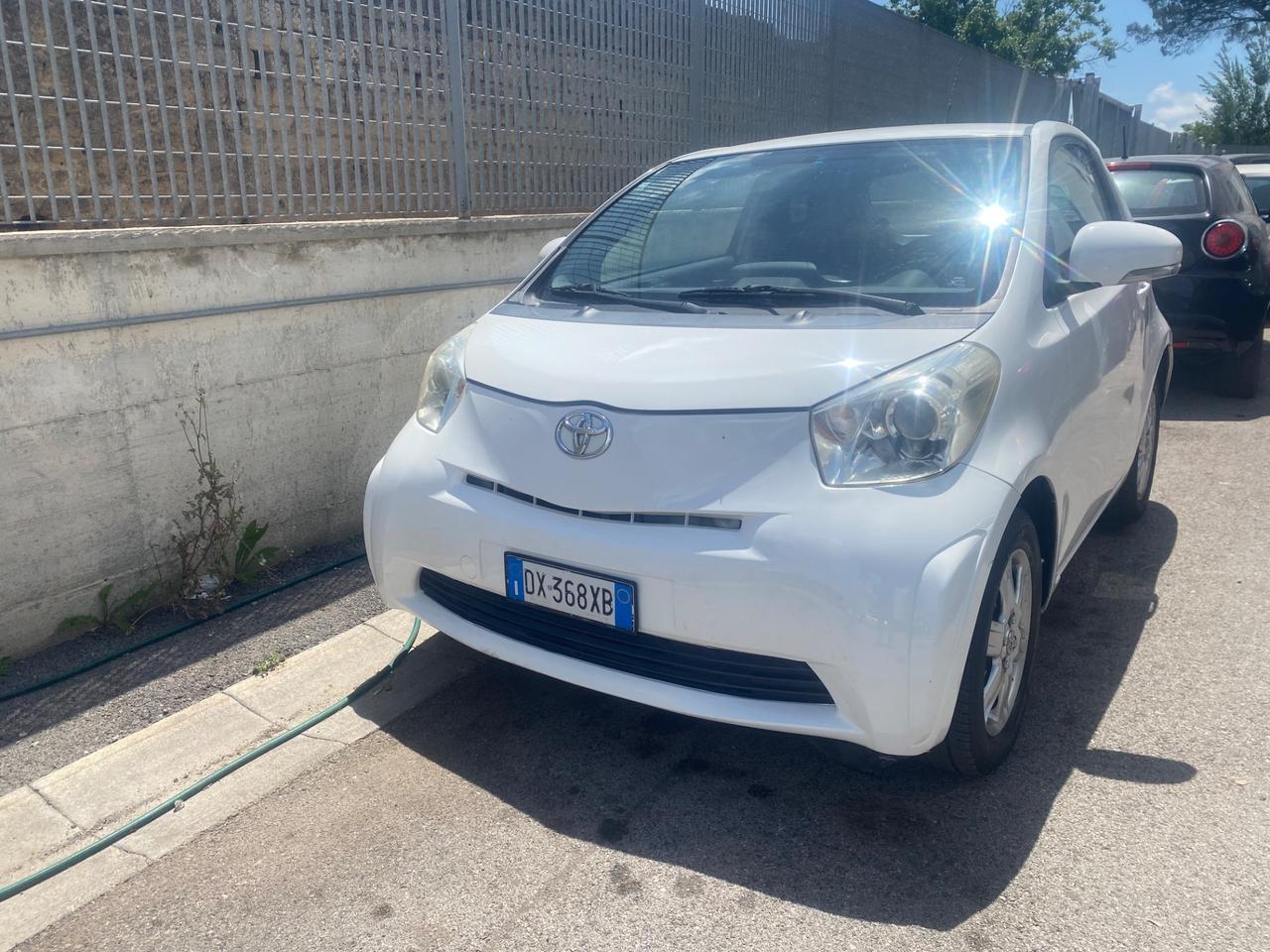 Toyota iQ 1.0 Sol cambio automatico
