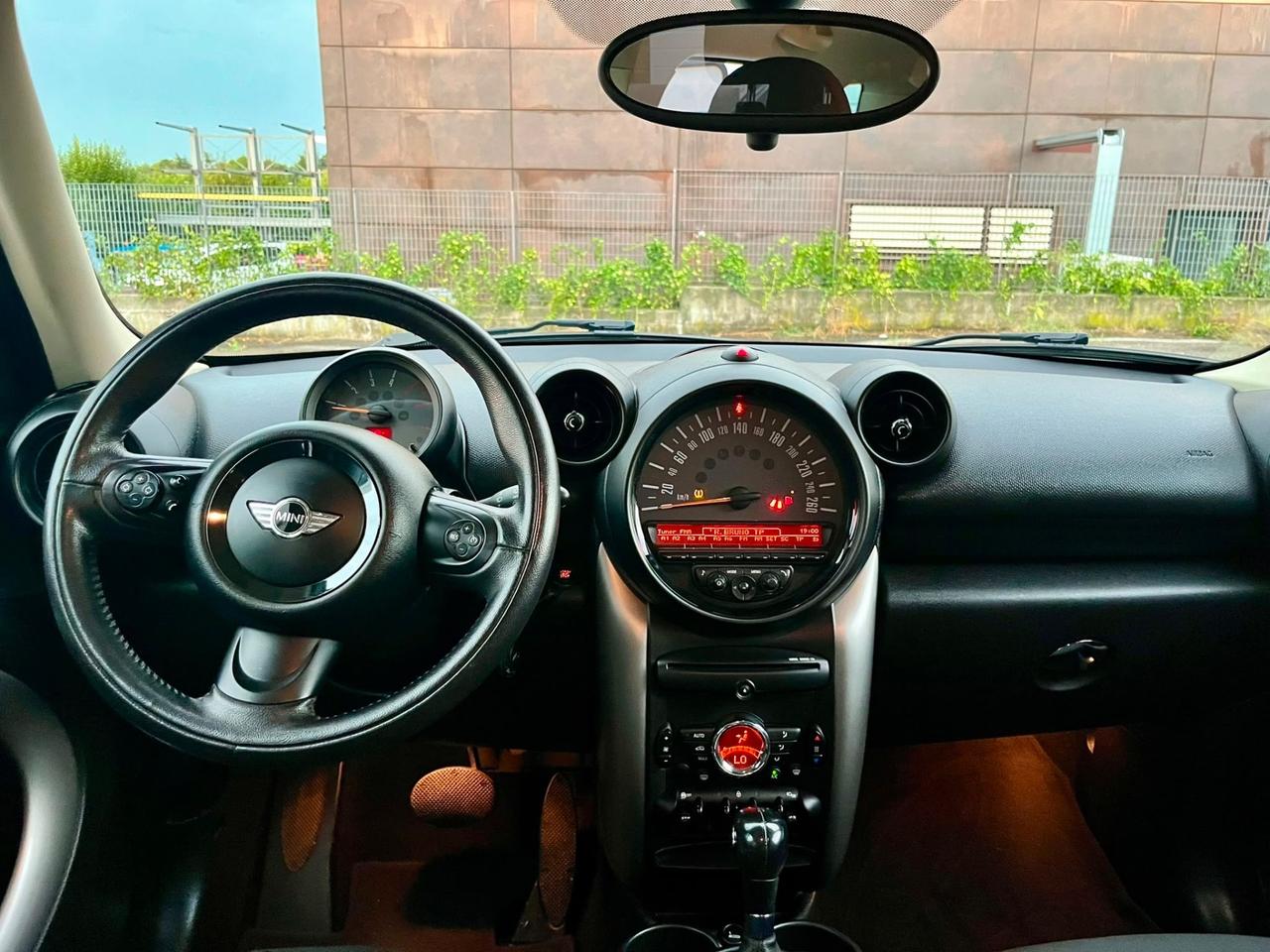 Mini Countryman 2.0D automatica 2015 94.000km euro6