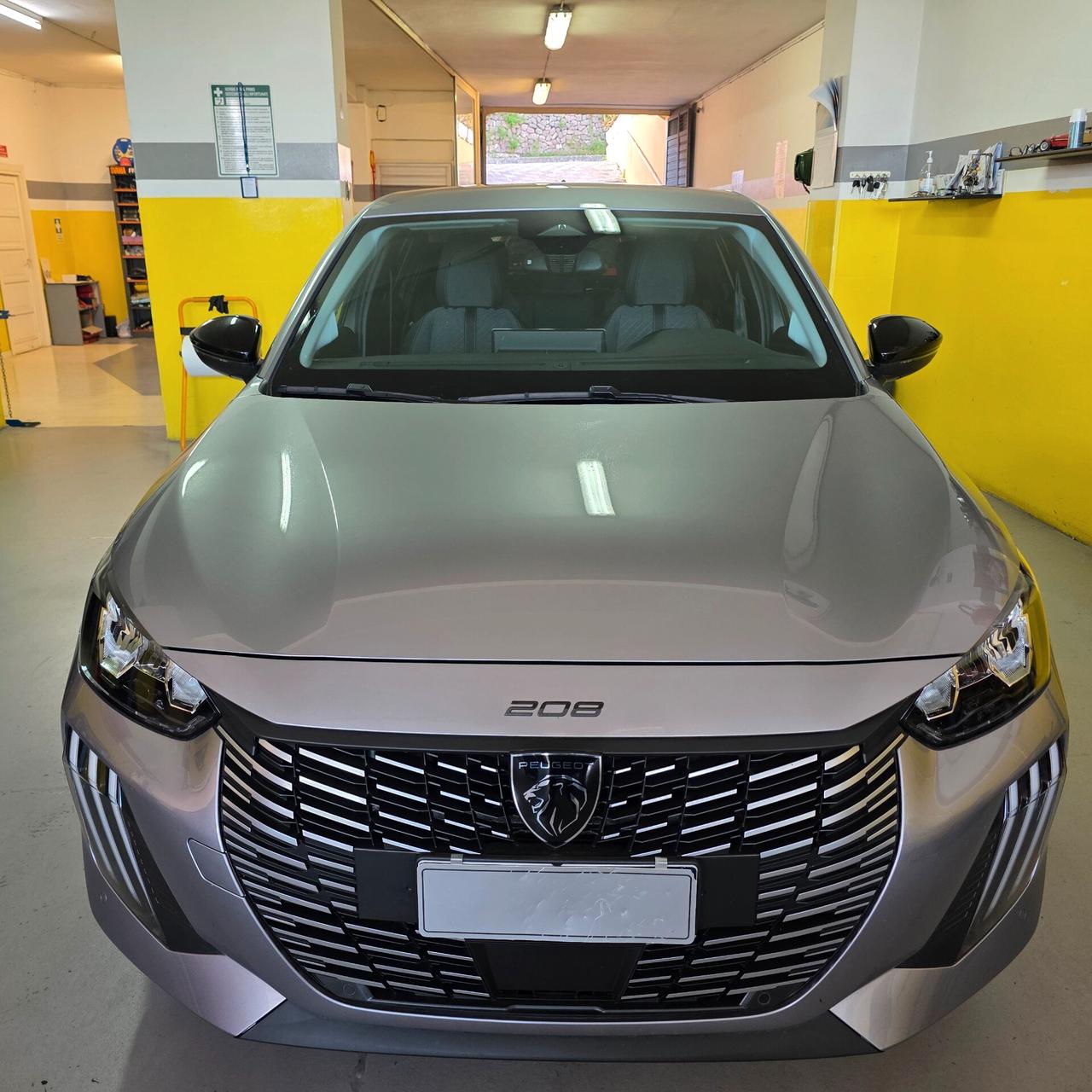 208 PureTech 100 hp 5 porte Business AZIENDALE