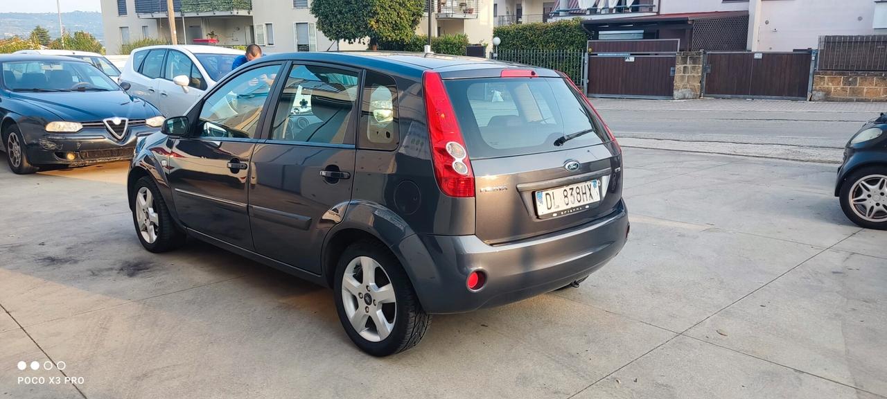 Ford Fiesta 1.4 TDCi 5p. Ghia