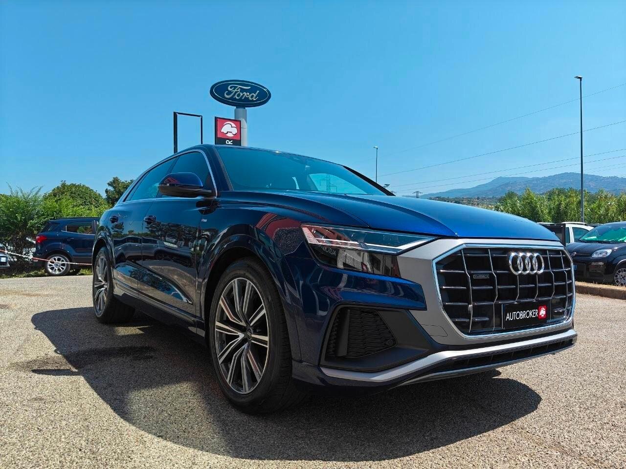 AUDI Q8 Q8 50 TDI 286 CV quattro tiptronic Sport