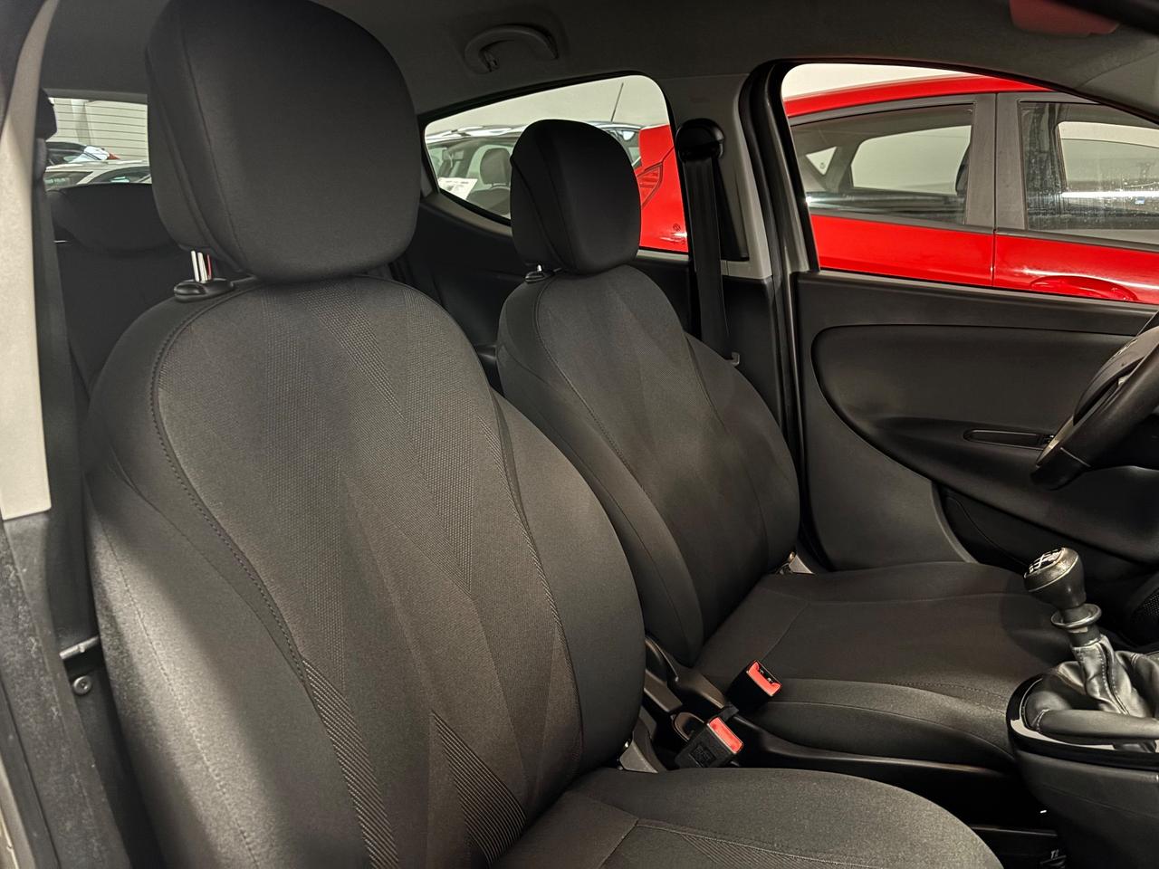 Lancia Ypsilon 1.0 | HYBRID GOLD | OK NEOPATENTATI