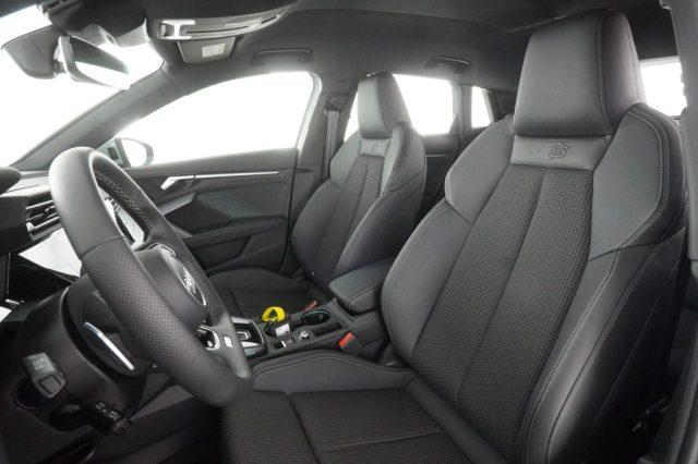 AUDI A3 A3 allstreet TFSI 110 kW S tronic Identity Contras