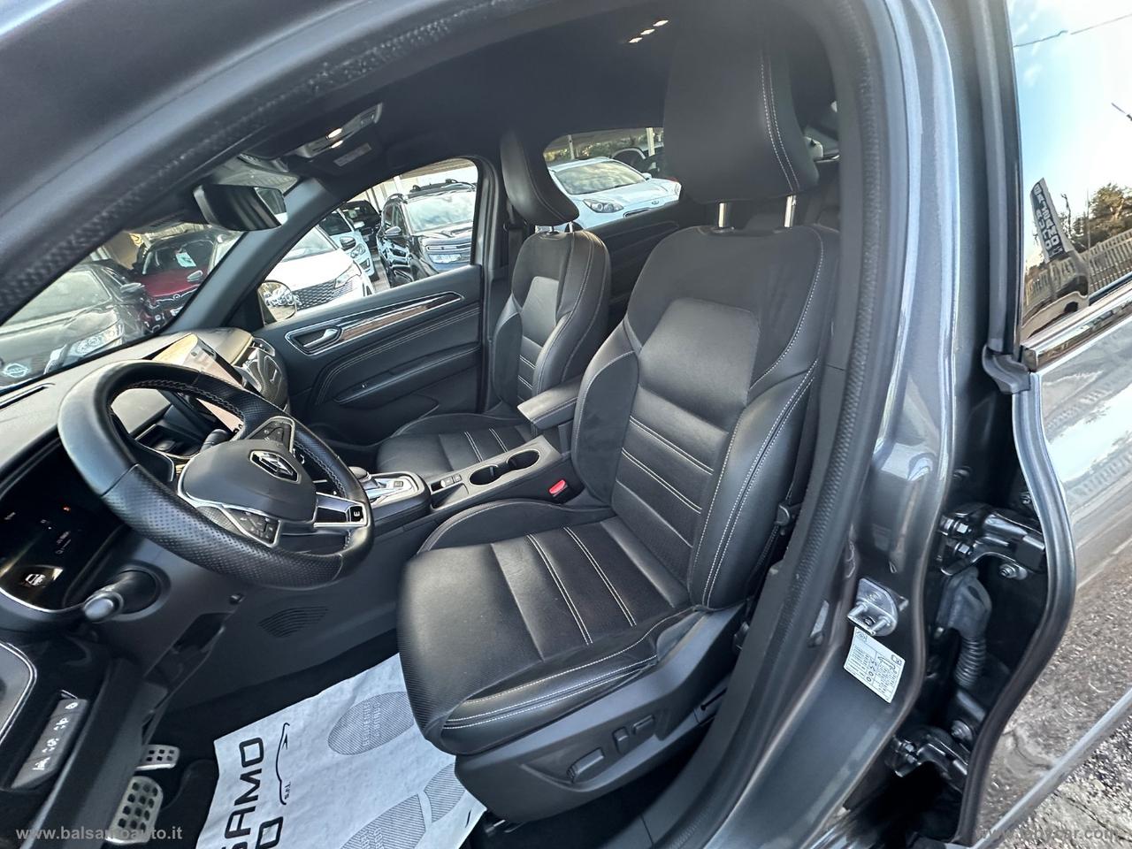 RENAULT Full Hybrid E-TECH 145 CV Engin. F.Track