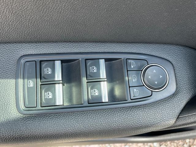 RENAULT Captur Plug-in Hybrid E-Tech 160 CV Initiale Paris