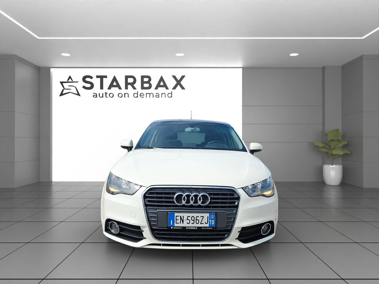Audi A1 SPB 1.6 TDI 105 CV Ambition TETTO PANORAMICO 5 PORTE