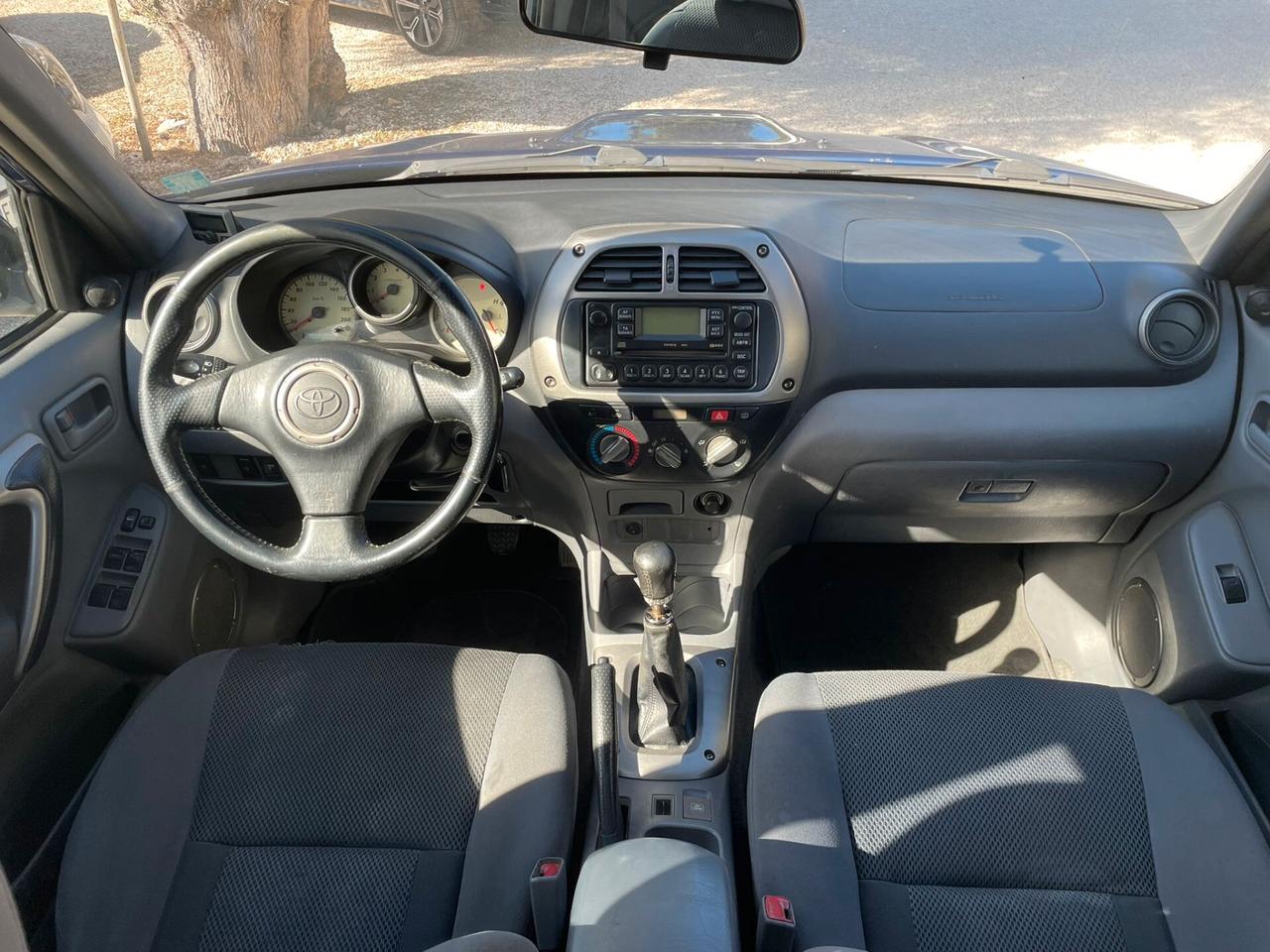 Toyota RAV 4 2.0 D-4D - 2002