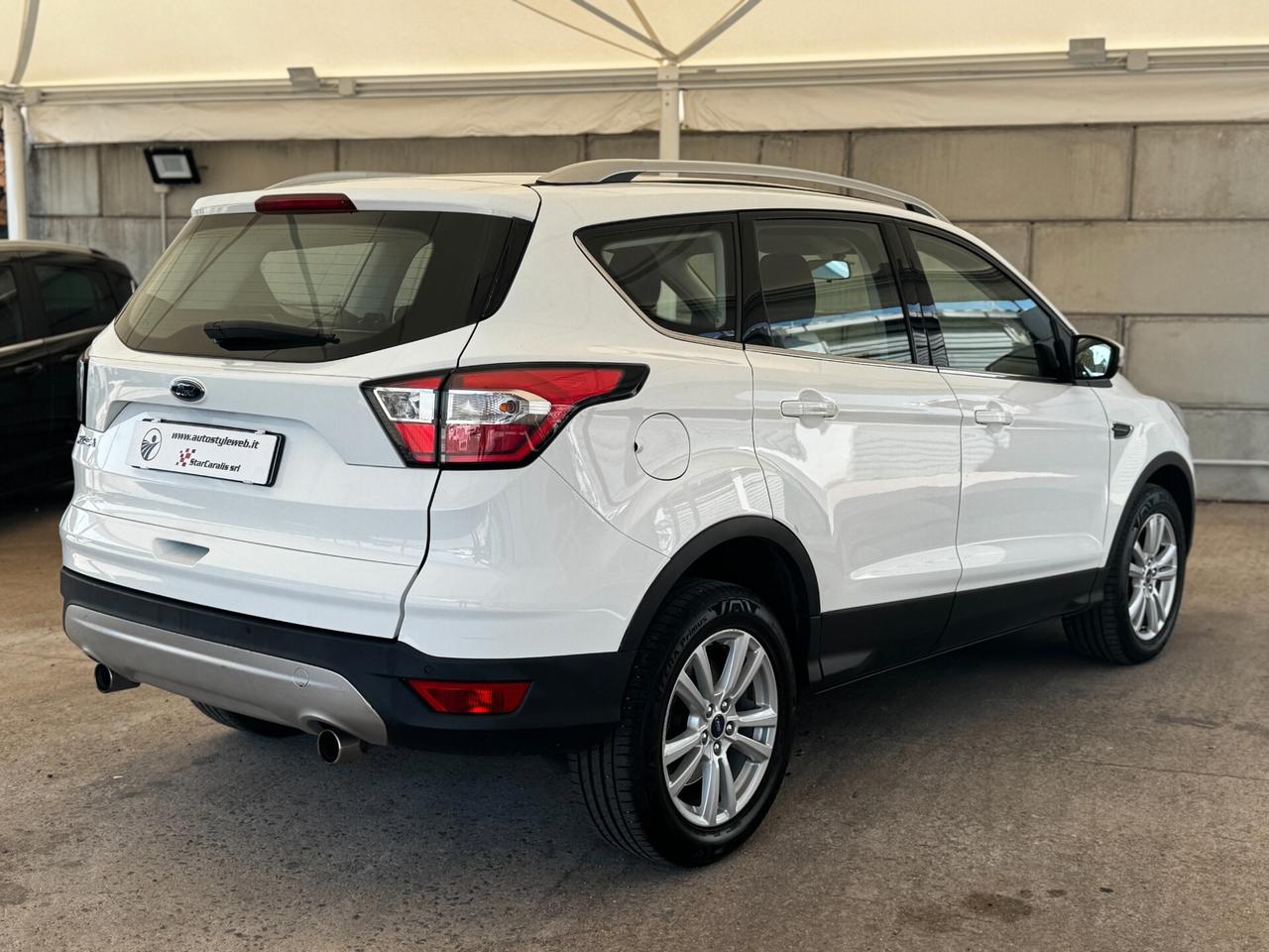 Ford Kuga 1.5 TDCI 120 CV 2WD Plus - 2018