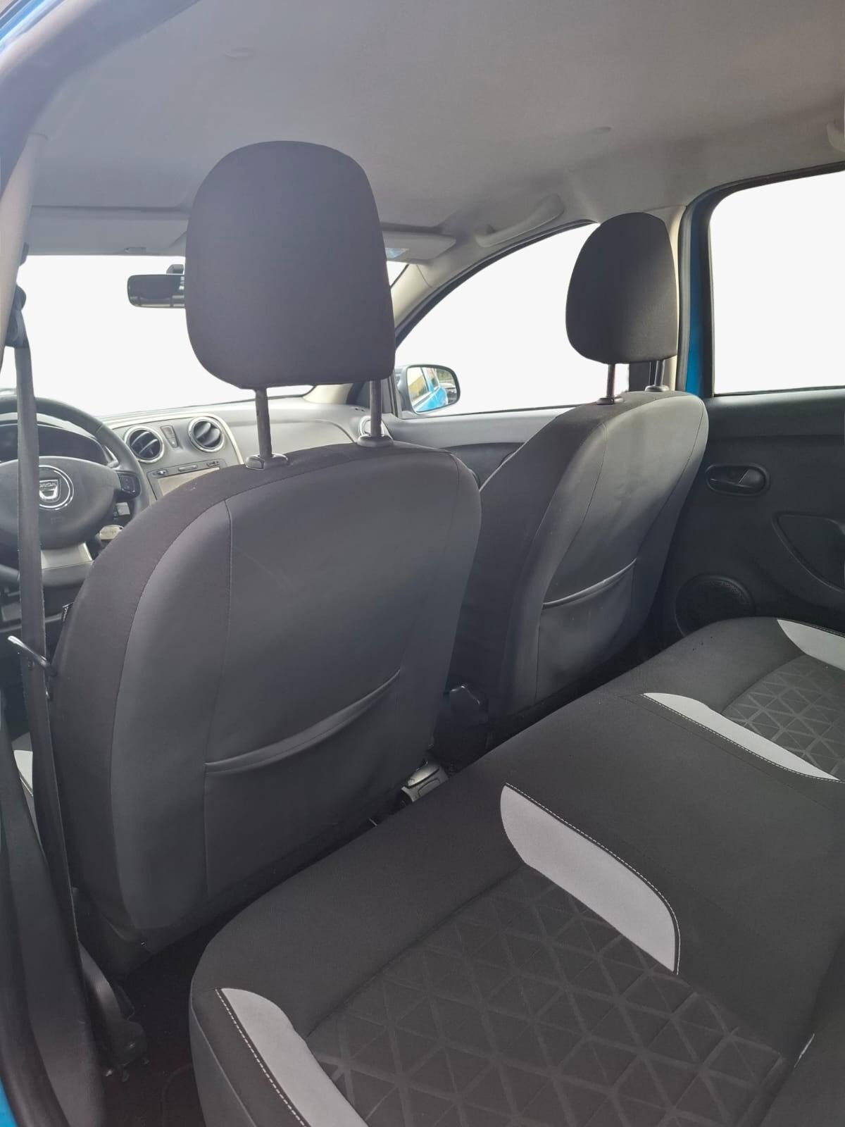 Dacia Sandero Stepway 900 TCe 90CV Lauréate - 2014