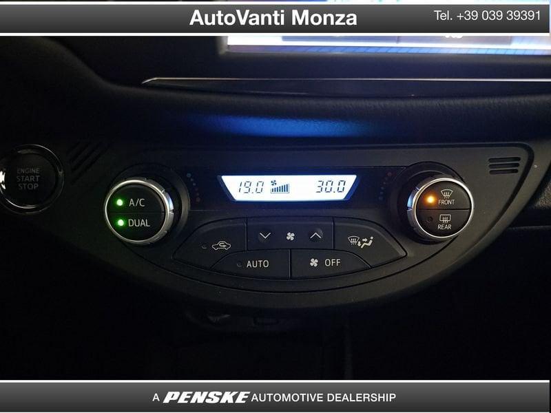 Toyota Yaris Yaris 1.5 5 porte Lounge