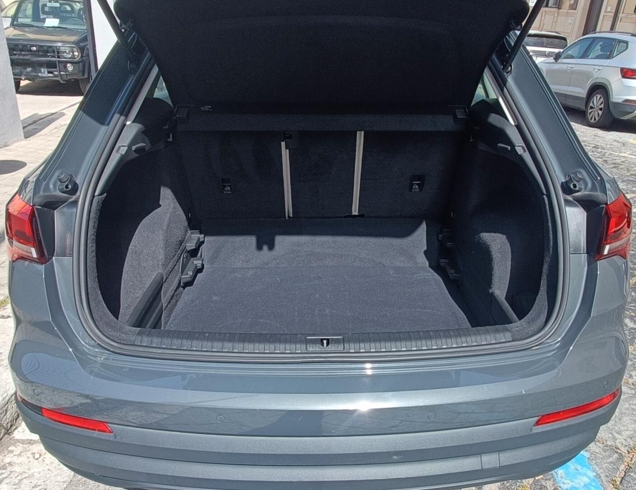 Audi Q3 35 TDI S tronic Business