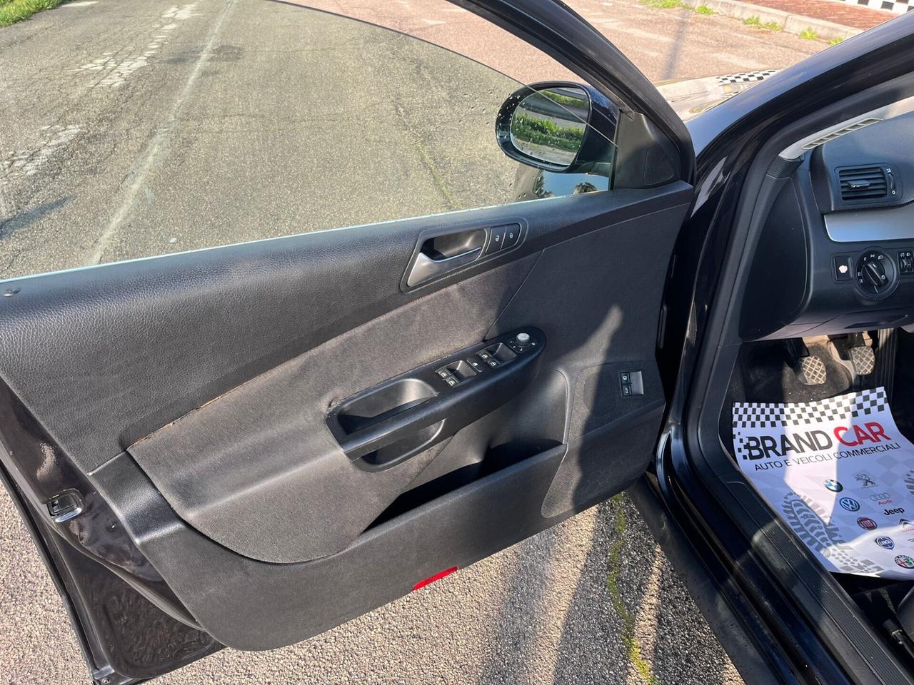 Volkswagen Passat 2.0 TDI Sw Unico - 2009