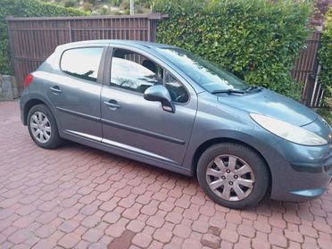 Peugeot 207 1.4 8V 75CV 5p. ONE Line